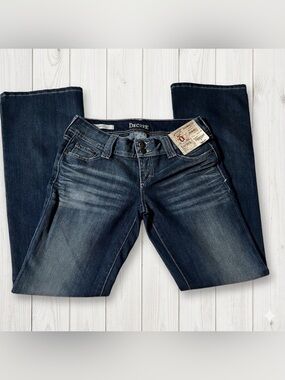 Decree Vintage Y2K Low Rise Bootcut Jeans NWT Size 5 Faded Blue Double Button